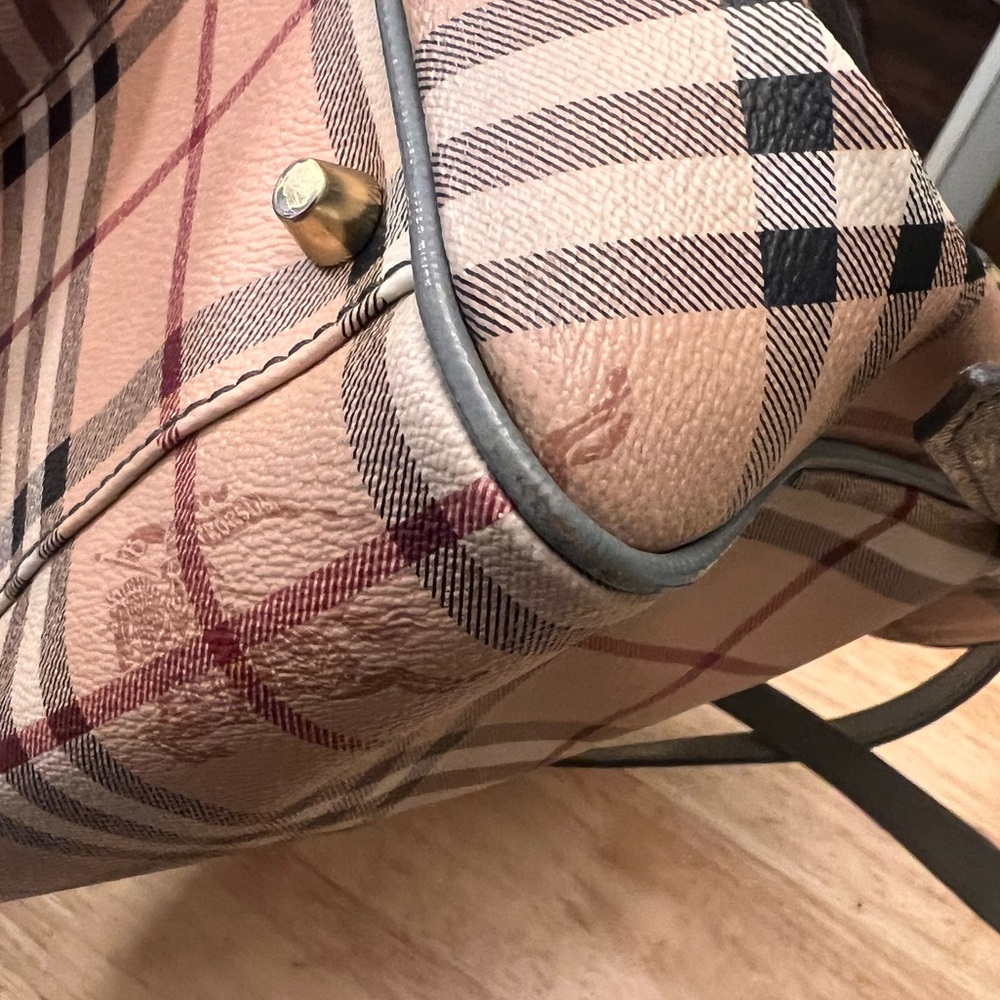 Authentic Burberry Haymarket Tote Purse Bag - Picture 7 of 15